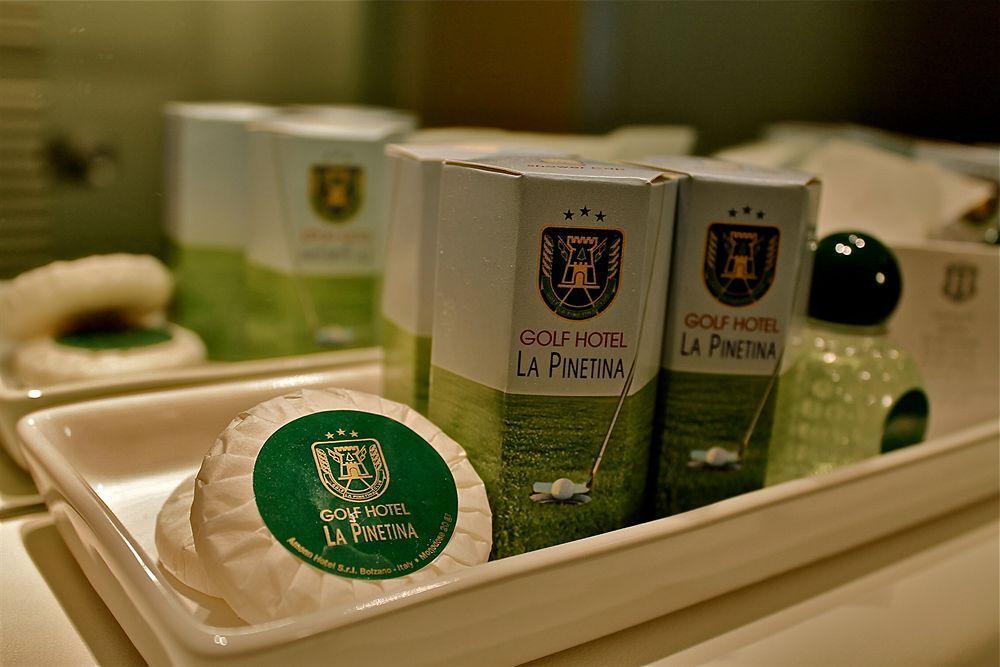 Golf Hotel La Pinetina Appiano Gentile Exterior photo